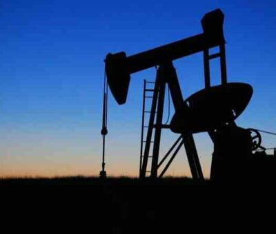 نمو المداخيل النفطية للسعودية سنة 2022